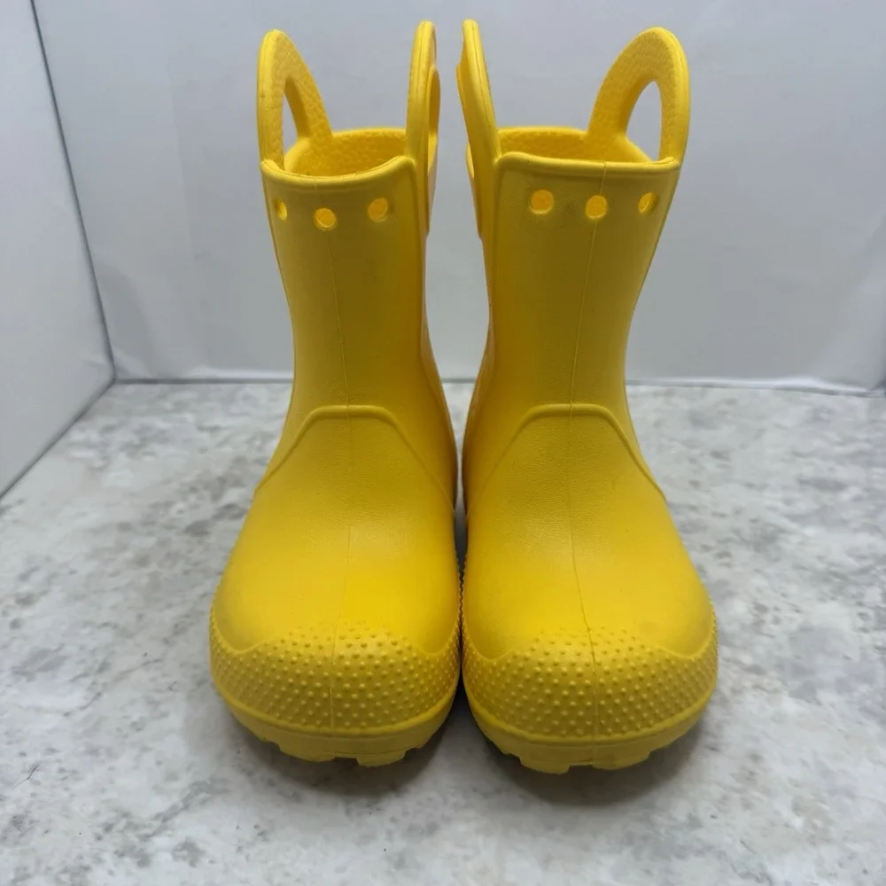 Crocs Handle It Rain Boots Kids C8 Yellow Waterproof Pull On Rubber Boots